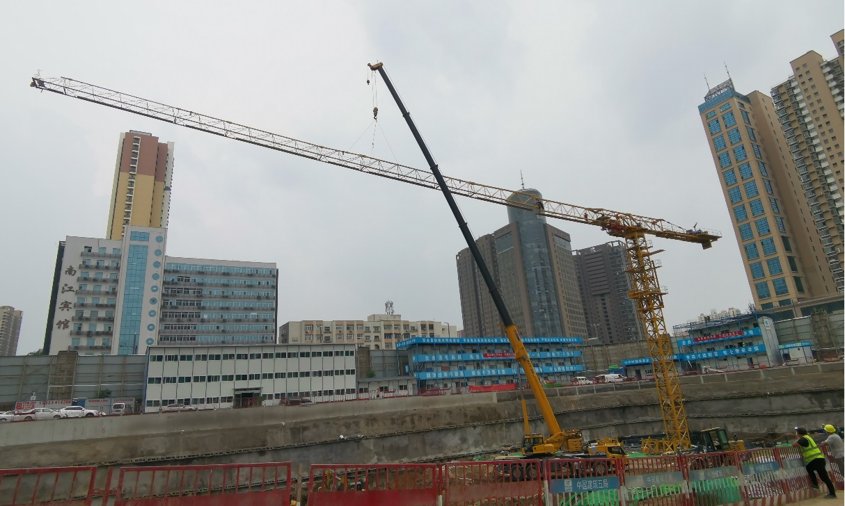 ɽ����Ͷ�Ľ�������̨�칤XGT7527A-18S�����ֳ�װ��