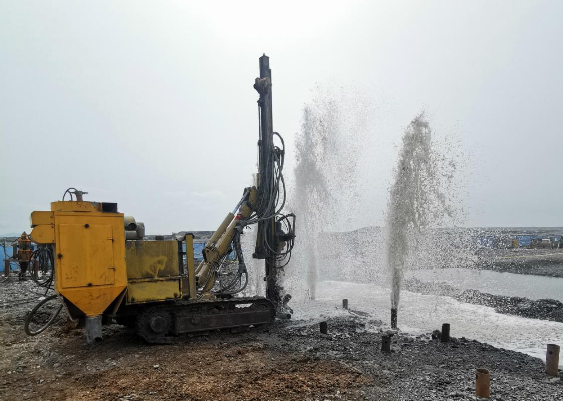 ɽ����Ͷ��е�������¹���������Ŀ������ʱ