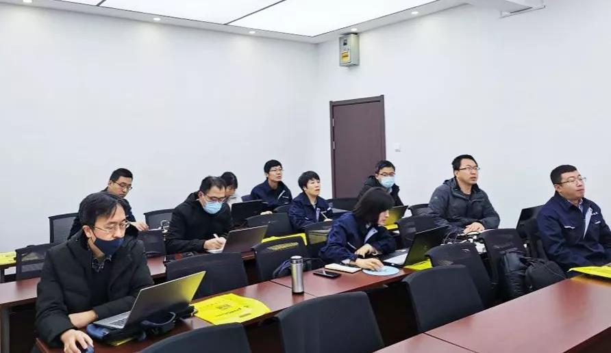 ɽ����Ͷ�ܳа���˾����Ʒ���޽����徲��������ģ��ר��ƻ�����ר����ѵ