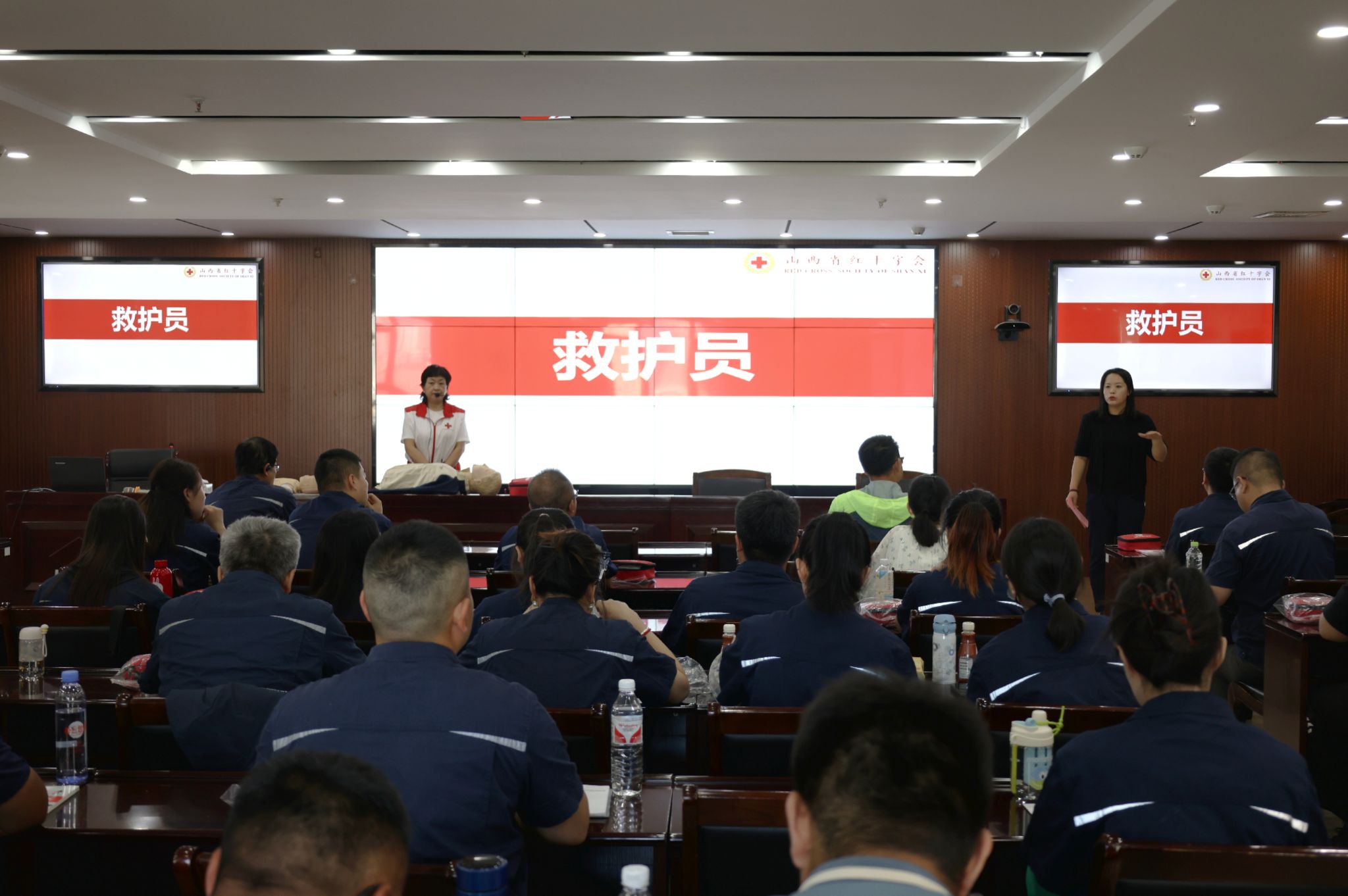 ɽ����Ͷһ�����ſ�չӦ���Ȼ���ѵ